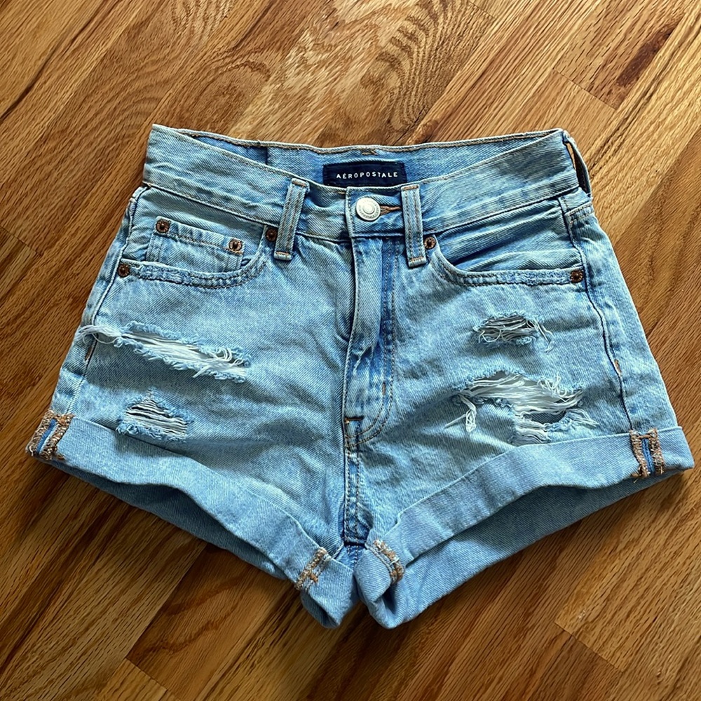 Aeropostale Mom Short